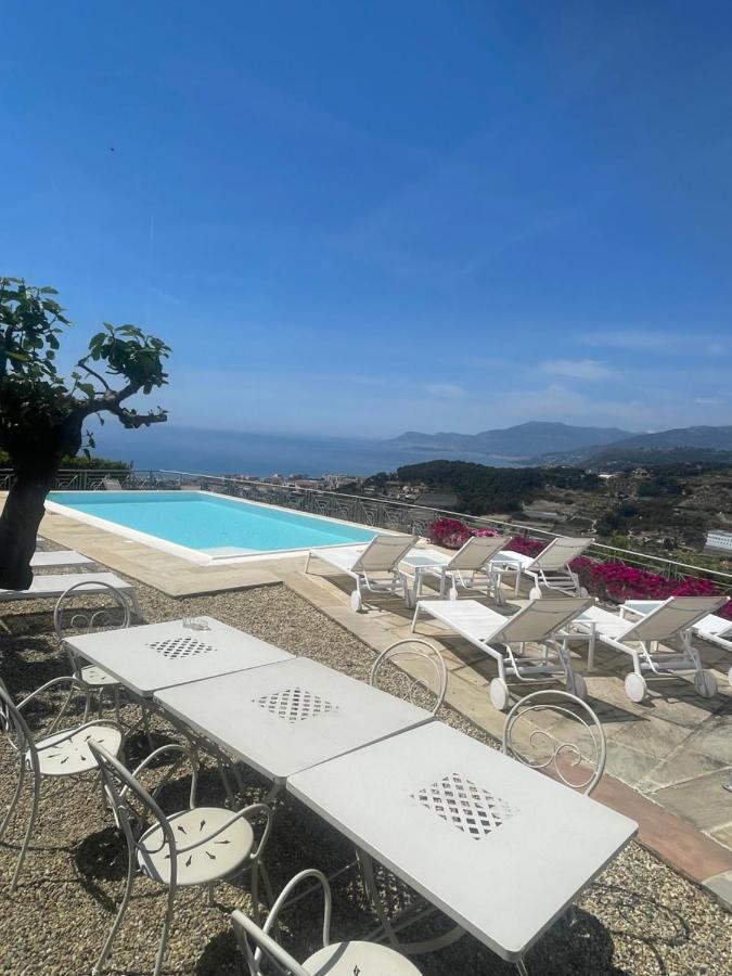 Villa Gaia - Luxury Villa, Pool & Wellness Rooms 博尔迪盖拉 外观 照片
