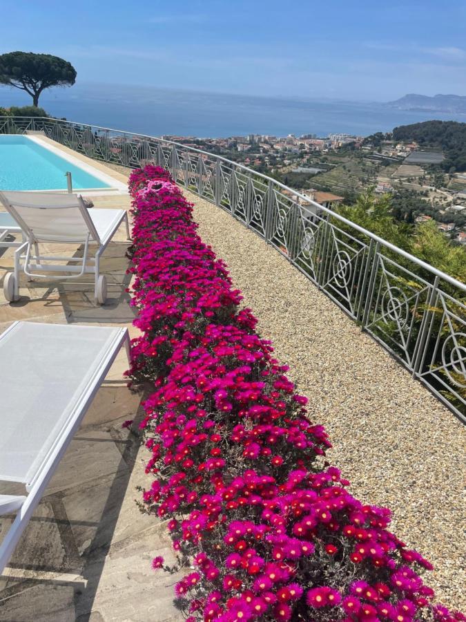 Villa Gaia - Luxury Villa, Pool & Wellness Rooms 博尔迪盖拉 外观 照片