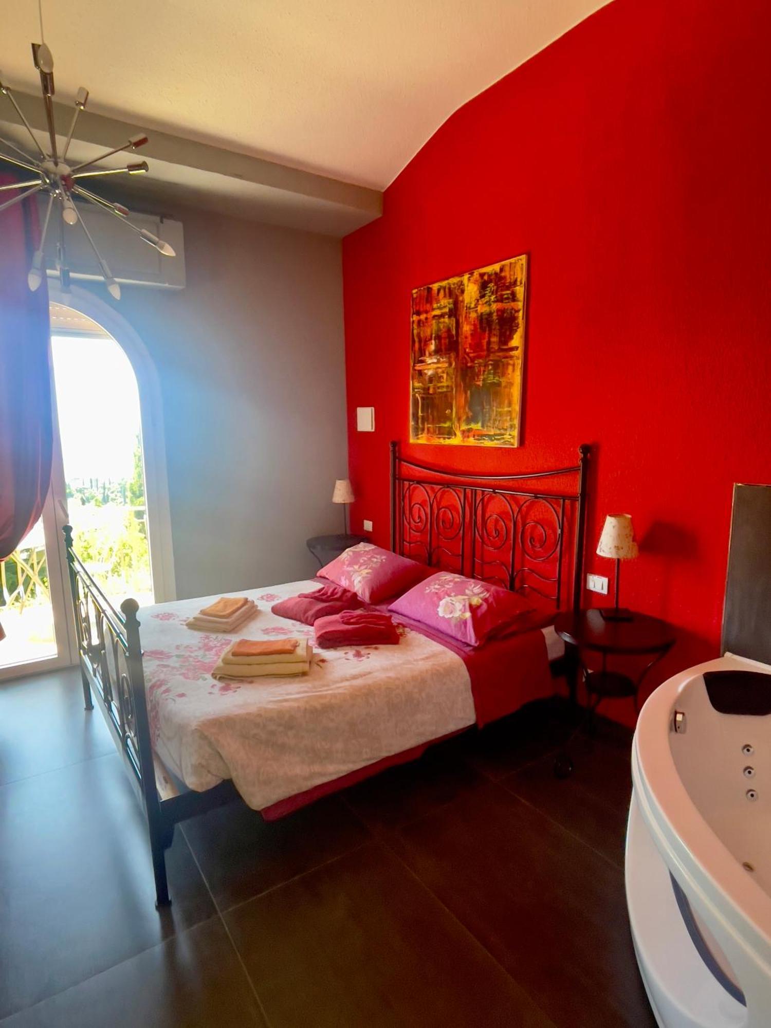 Villa Gaia - Luxury Villa, Pool & Wellness Rooms 博尔迪盖拉 外观 照片